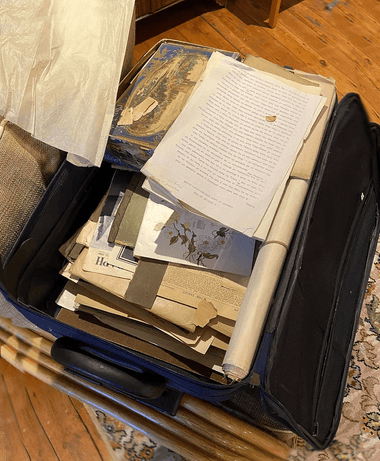 Digitizing Archives from the Order of the Visitation of Holy Mary